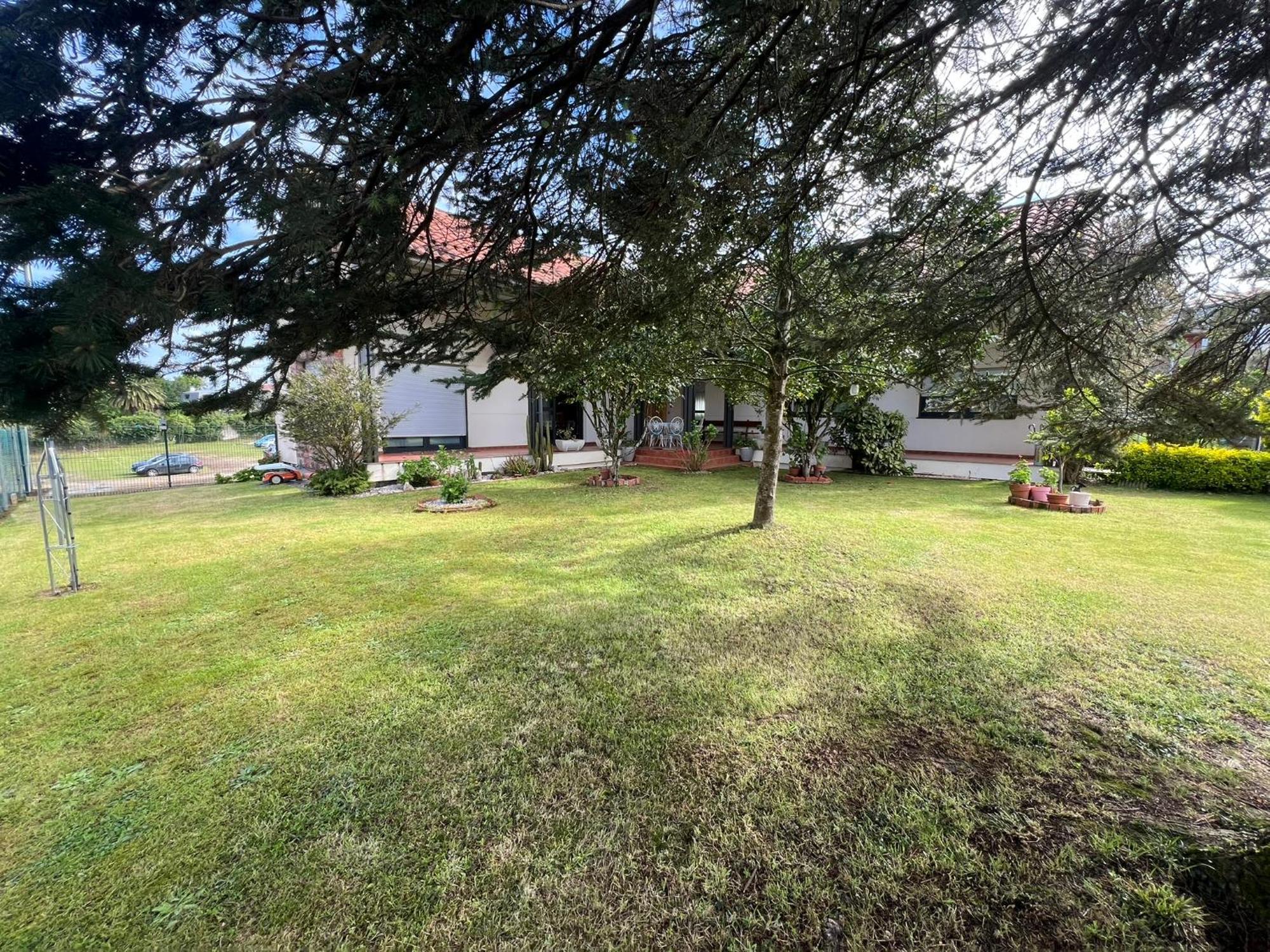 Gestiona2R- Casa Grande En El Centro De Llanes Villa Dış mekan fotoğraf